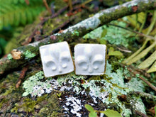 Load image into Gallery viewer, Stud Earring