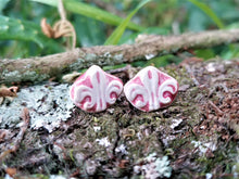 Load image into Gallery viewer, Stud Earring