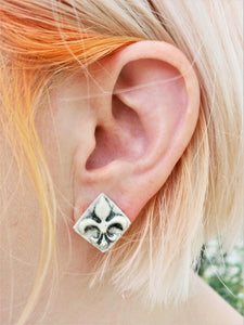 Stud Earring